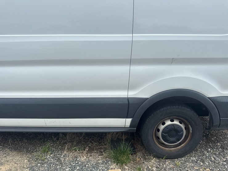 2018-ford-transit-image-16