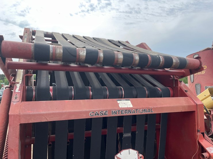 case-ih-8440-image-14