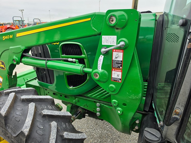 2009-john-deere-6430-image-22