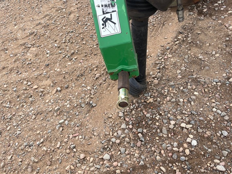 john-deere-275-image-11