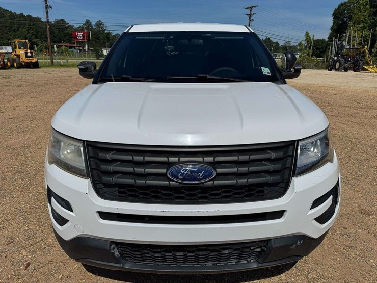 2017-ford-explorer-police-interceptor-image-5