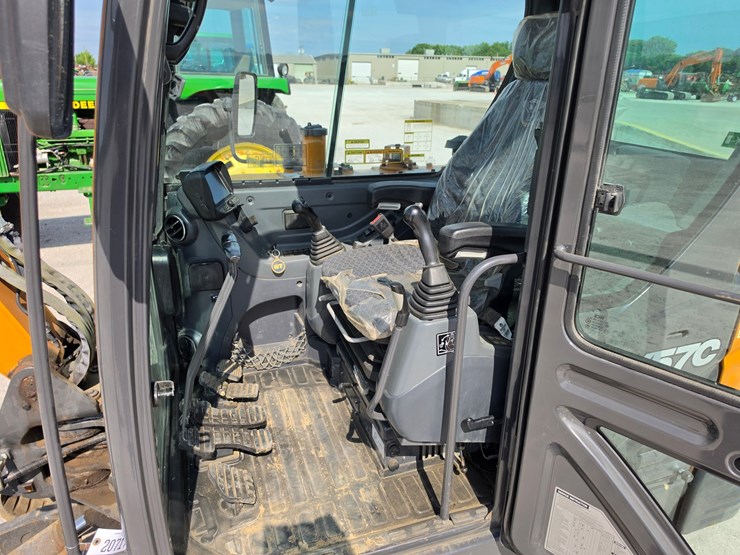 2019-case-cx57c-image-8