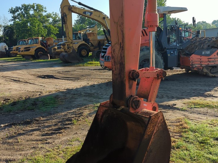 2018-hitachi-zx120-6-image-7