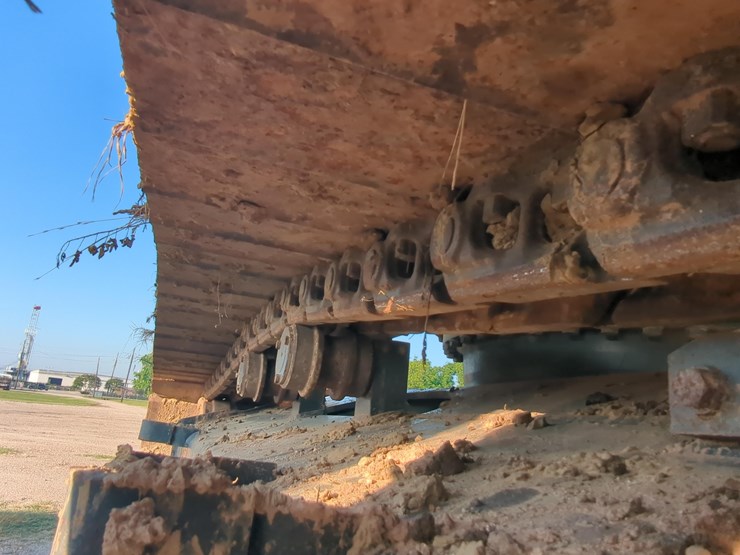 2022-komatsu-pc360-lc-11-image-16
