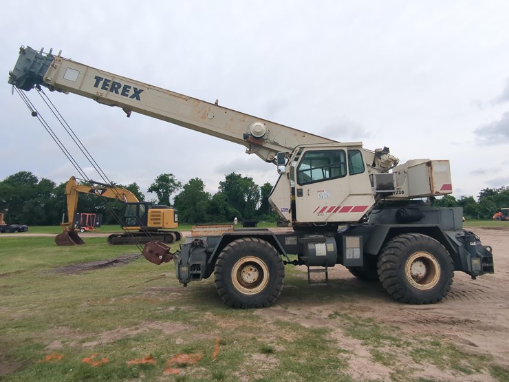 terex-rt230-image-1