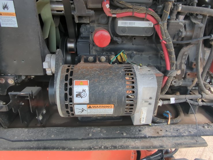 2018-jlg-600s-image-17