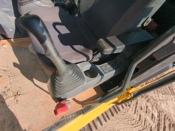 2022-komatsu-pc360-lc-11-image-21