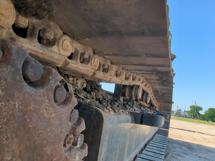 2022-komatsu-pc360-lc-11-image-12