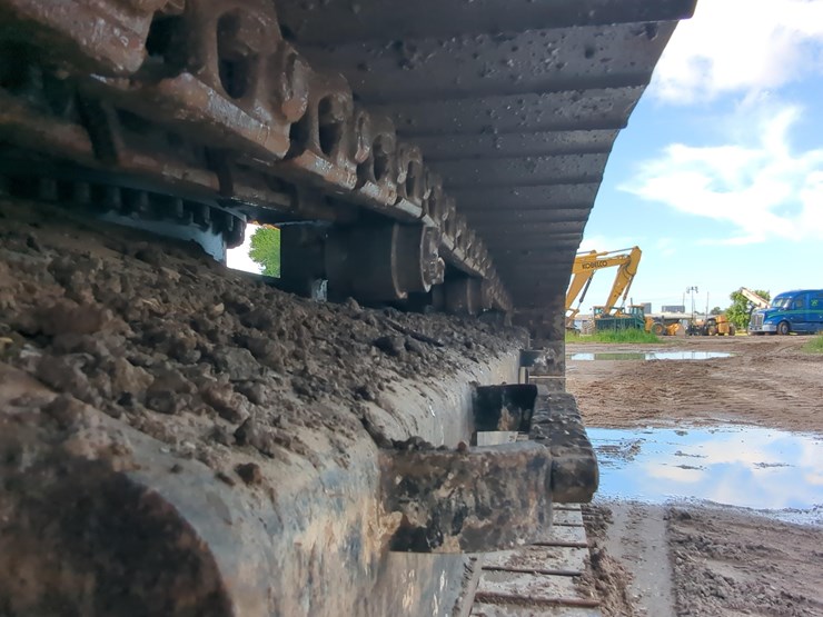 2017-caterpillar-325flcr-image-11