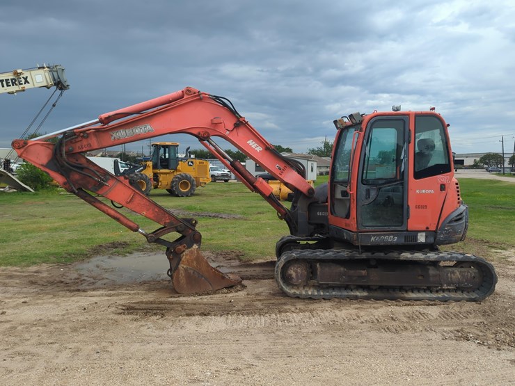 2016-kubota-kx080-3-image-1