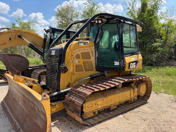 2017-caterpillar-d5k2-lgp-image-3