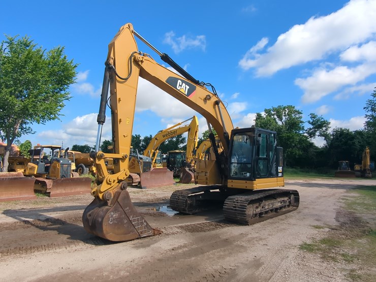 2017-caterpillar-325flcr-image-2