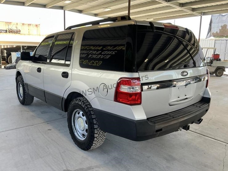 2015-ford-expedition-image-5