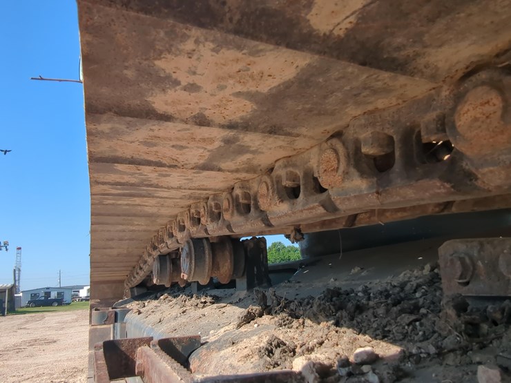 2022-komatsu-pc360-lc-11-image-15