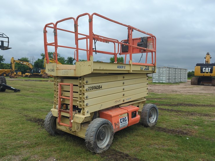 2002-jlg-4069le-image-4