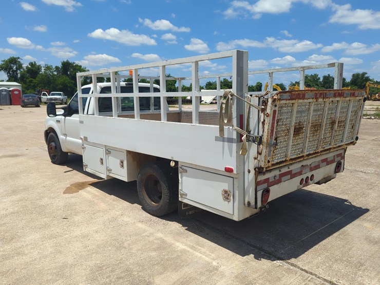 2006-ford-f350-image-5