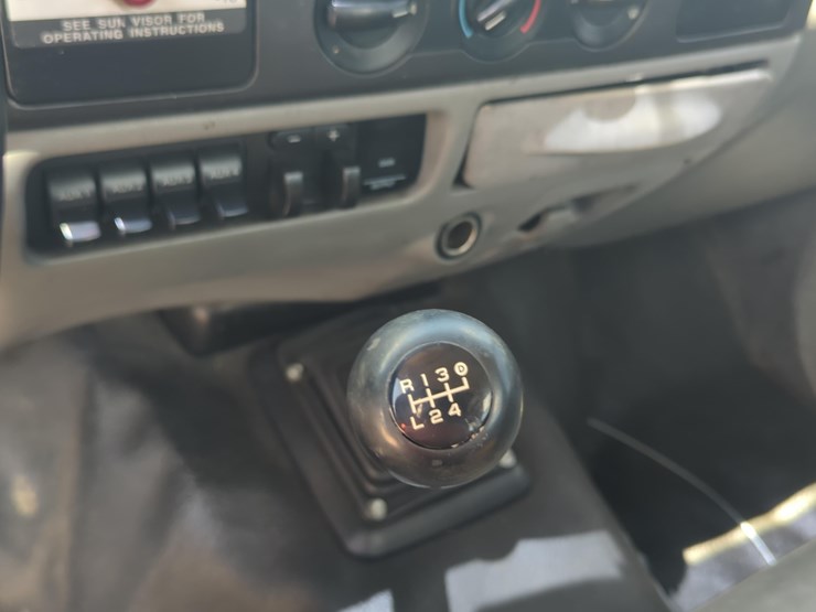 2006-ford-f350-image-12