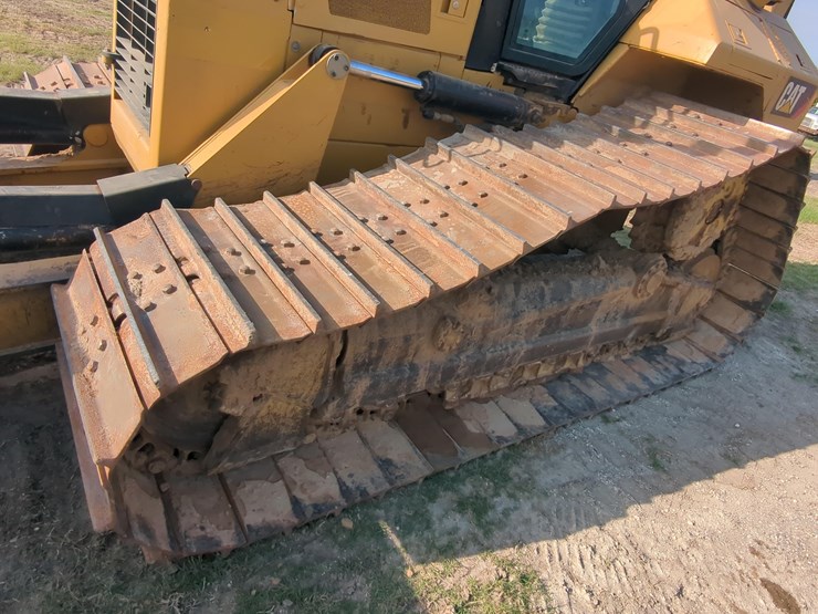2019-caterpillar-d6n-lgp-image-12