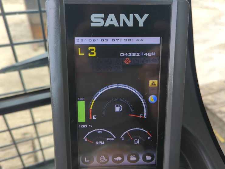 2019-sany-sy215c-image-23