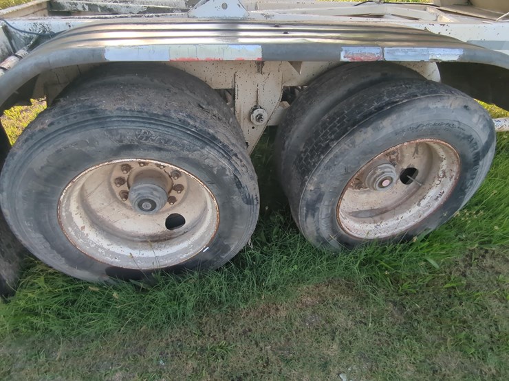 1974-fruehauf-trailer-image-5