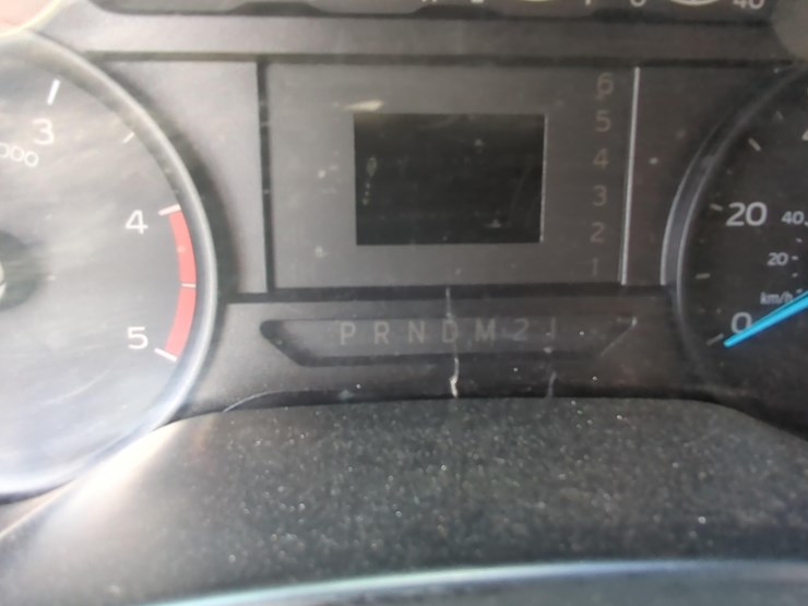 2017-ford-f550-image-15