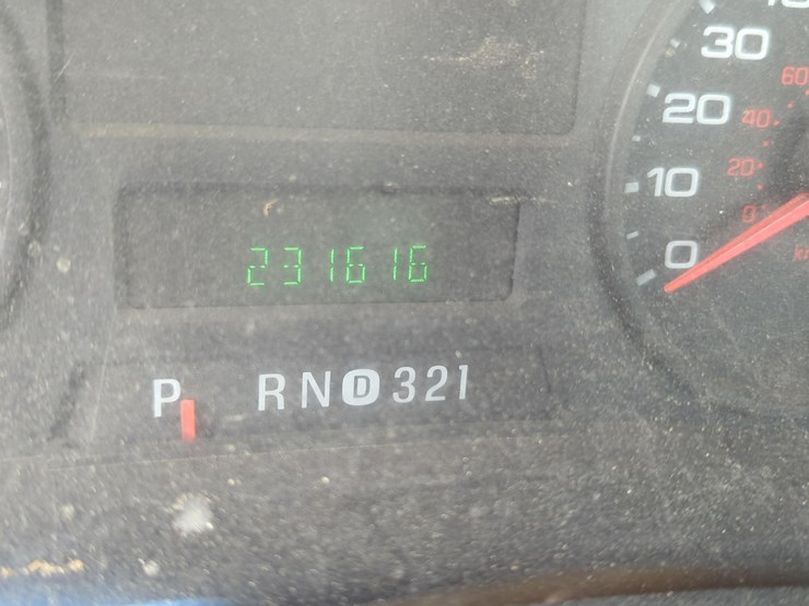 2005-ford-f450-image-18