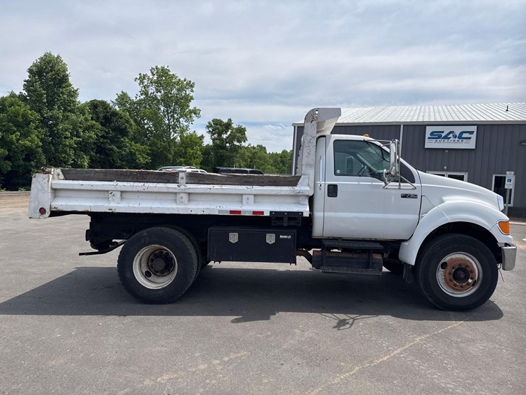 2008-ford-f750-xl-image-5