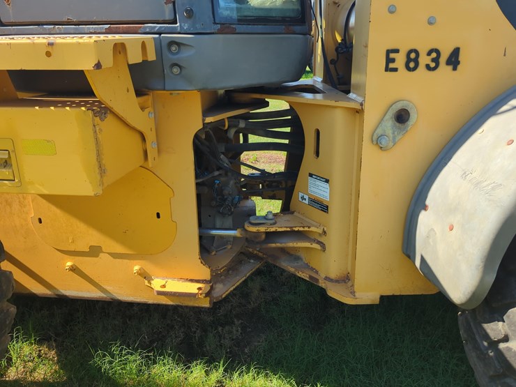deere-624k-image-8