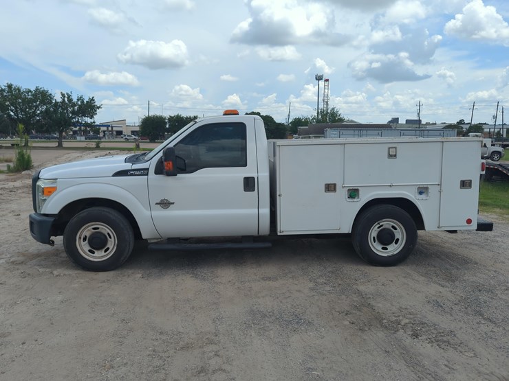 2016-ford-f250-image-1