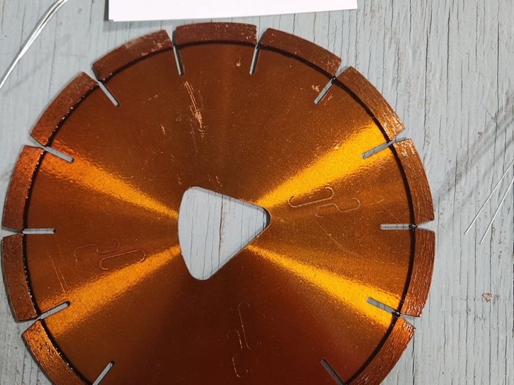 #382-•-husqvarna-8"-saw-blades-image-2
