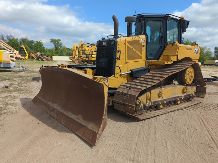 2020-caterpillar-d6-lgp-image-2