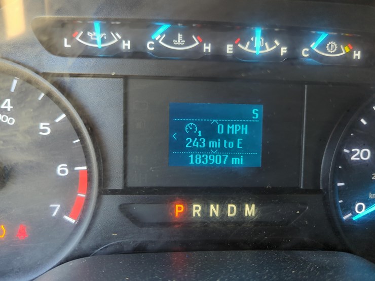 2021-ford-f350-image-14