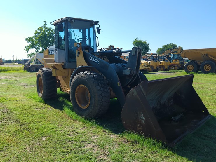 deere-624k-image-3