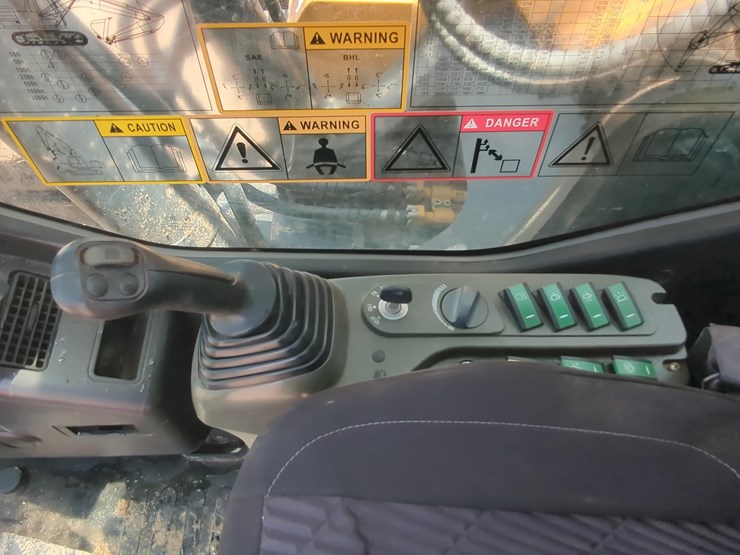 2019-sany-sy215c-image-21