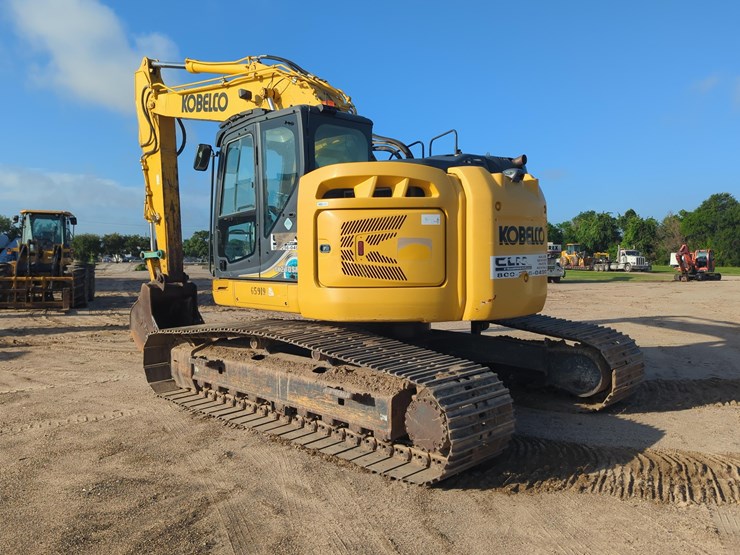 2020-kobelco-sk270-lc-image-5
