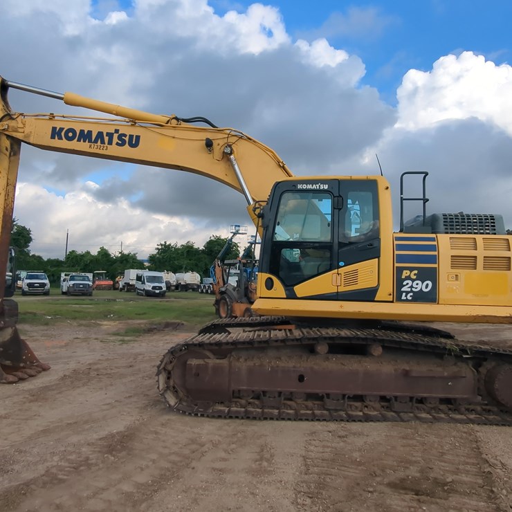 2019 KOMATSU PC290 LC-11