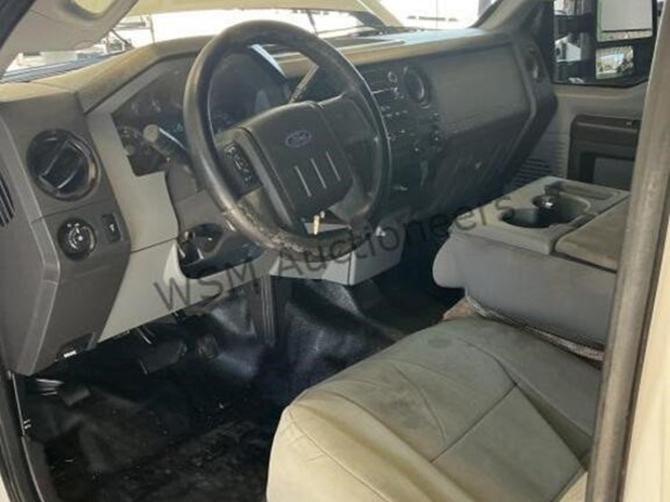 2014-ford-f250-image-25