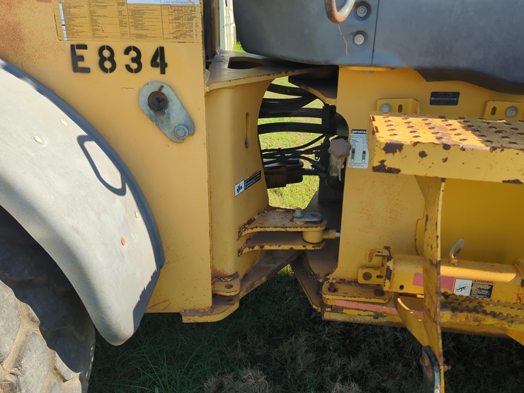 deere-624k-image-7