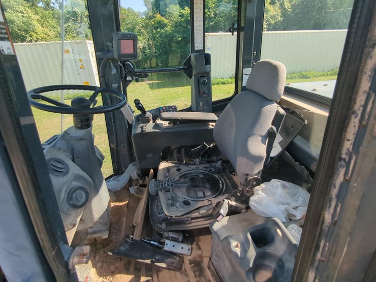 deere-624k-image-13