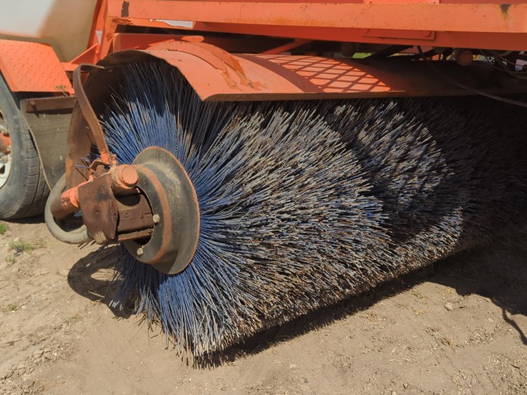 broce-rj350-image-10