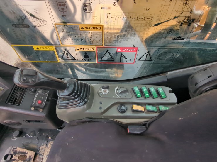 2019-sany-sy215c-image-21