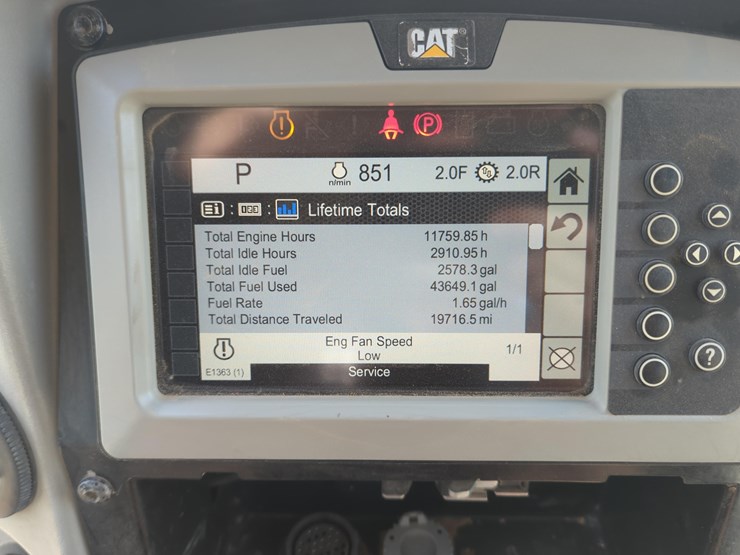 2019-caterpillar-d6n-lgp-image-22
