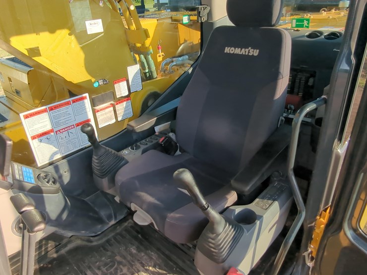 2022-komatsu-pc360-lc-11-image-21