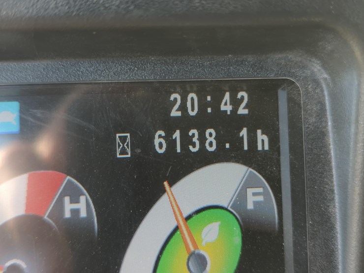 2018-kobelco-sk350-lc-10-image-23