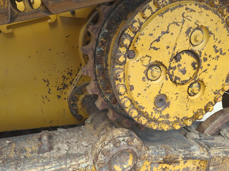 caterpillar-d6n-lgp-image-13
