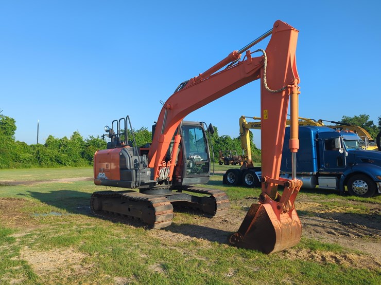 2018-hitachi-zx120-6-image-3