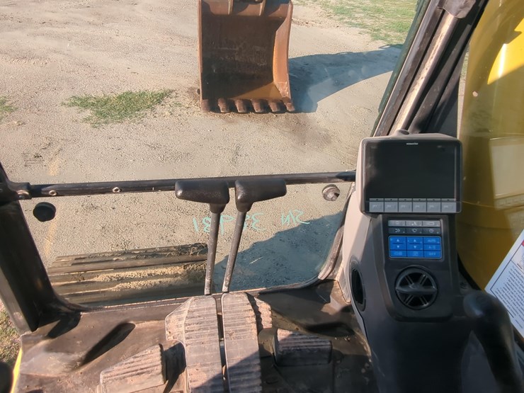 2022-komatsu-pc360-lc-11-image-24