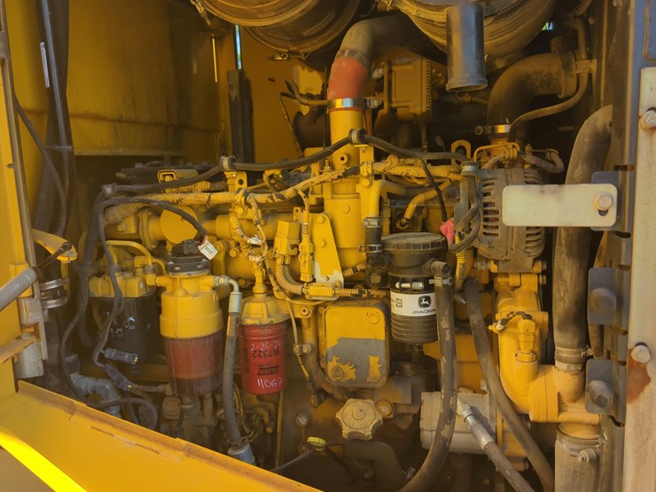 deere-624k-image-11