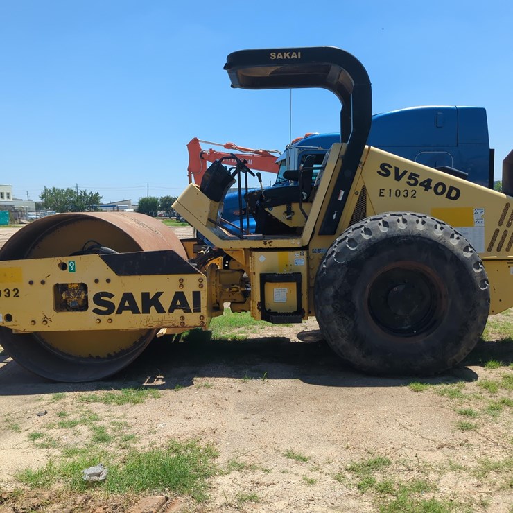 SAKAI SV540D