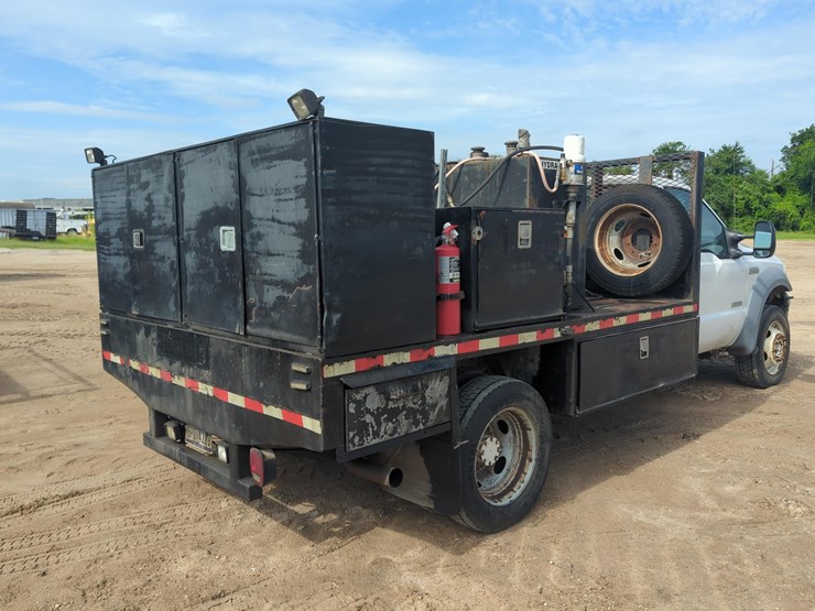2005-ford-f450-image-4